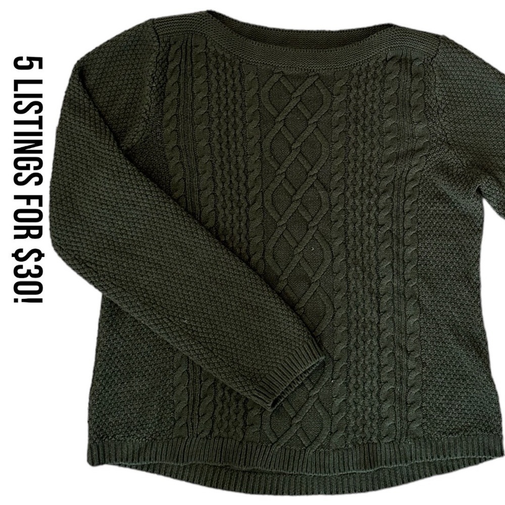 Vintage women’s sweater size small